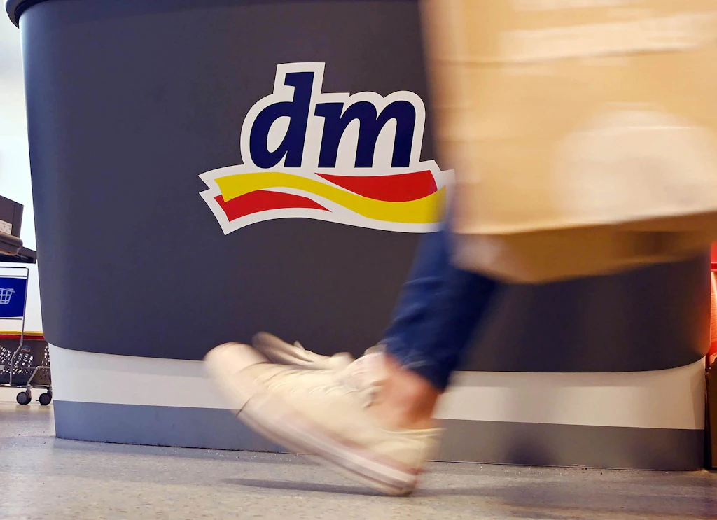 Salmonellen-Verdacht: dm ruft spezielles Mehl zurück