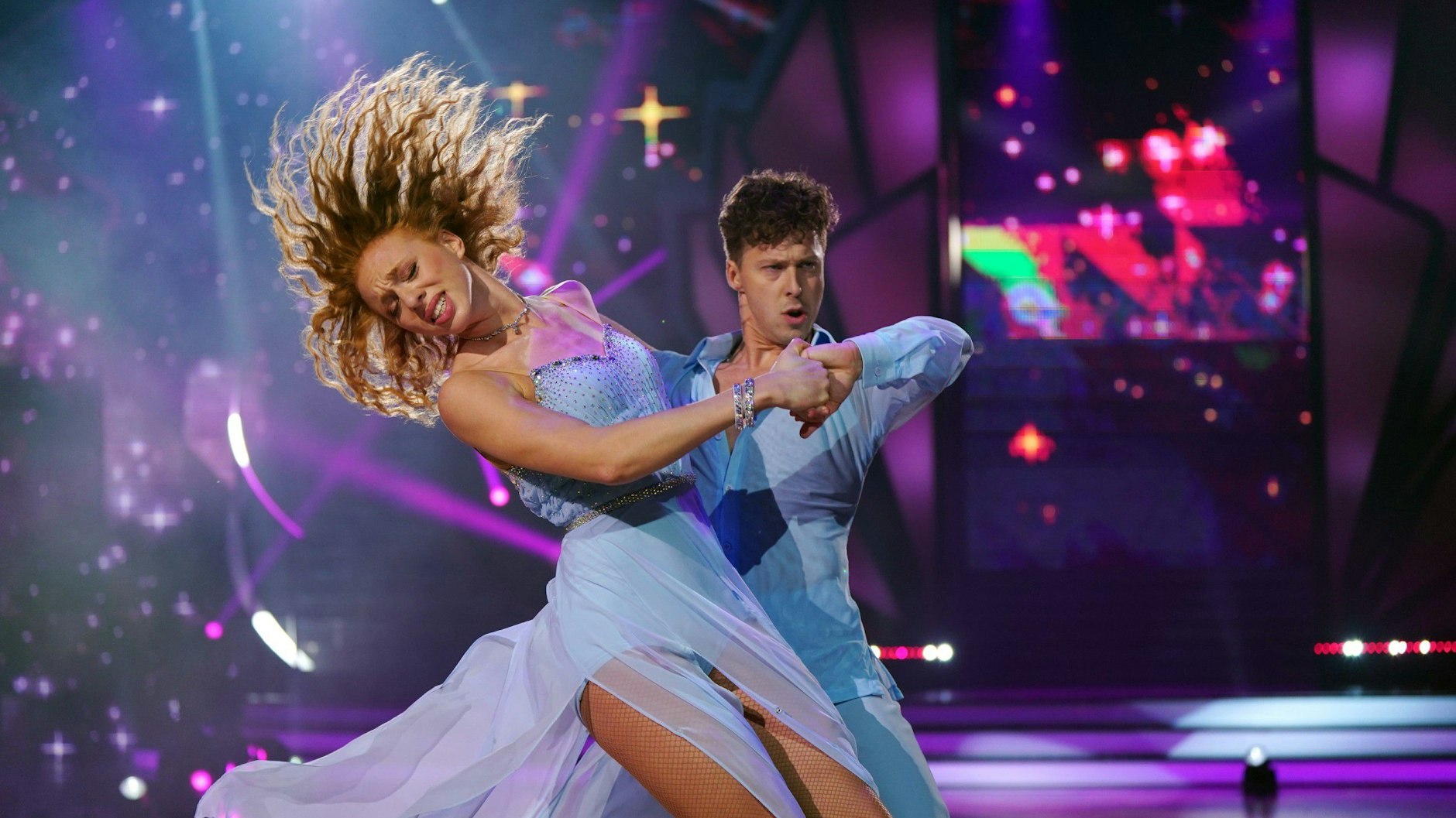 Anna Ermakova und Valentin Lusin rührten alle bei „Let's Dance“ zu Tränen.