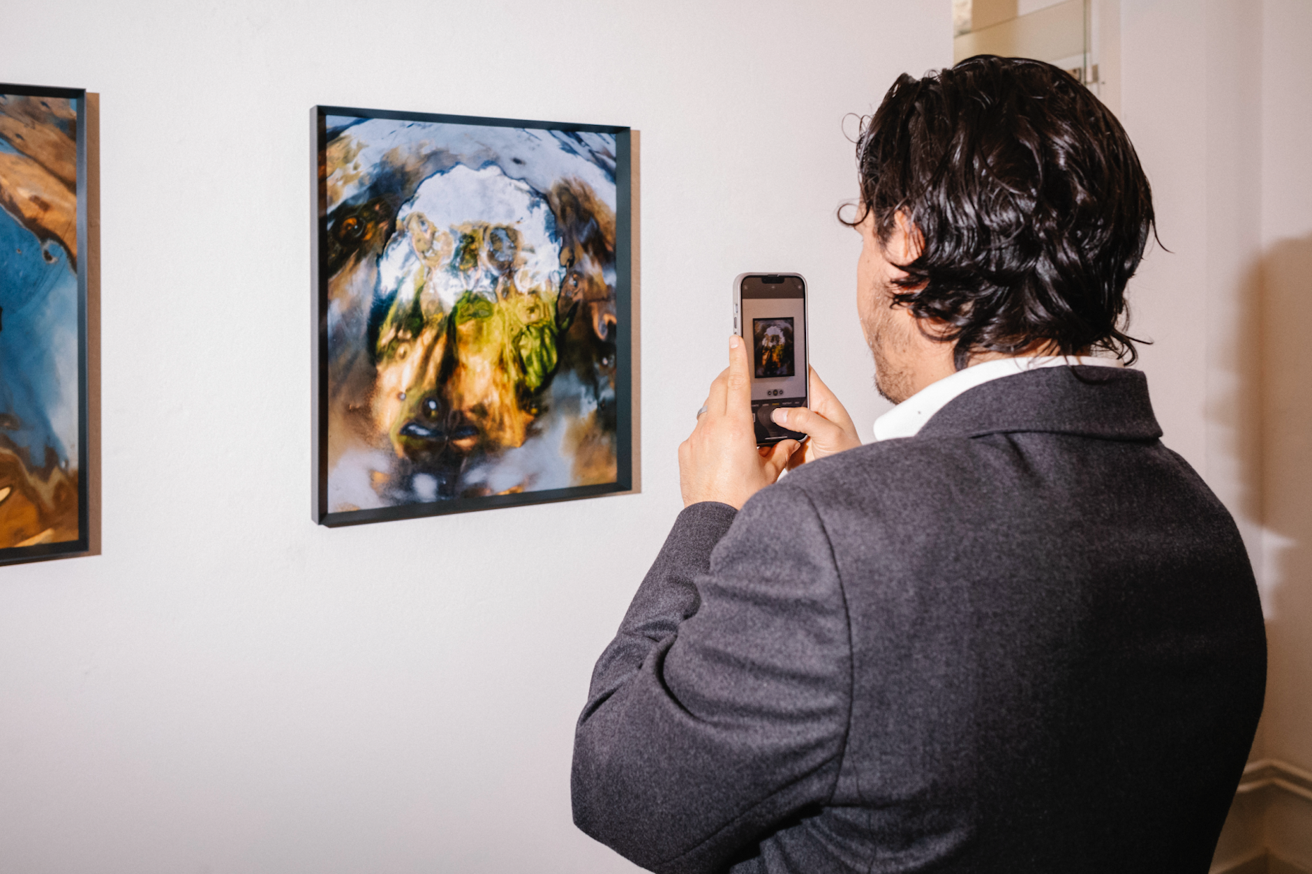 Bilder des Leipziger Künstlers Olaf Nicolai in der Galerie Eigen + Art