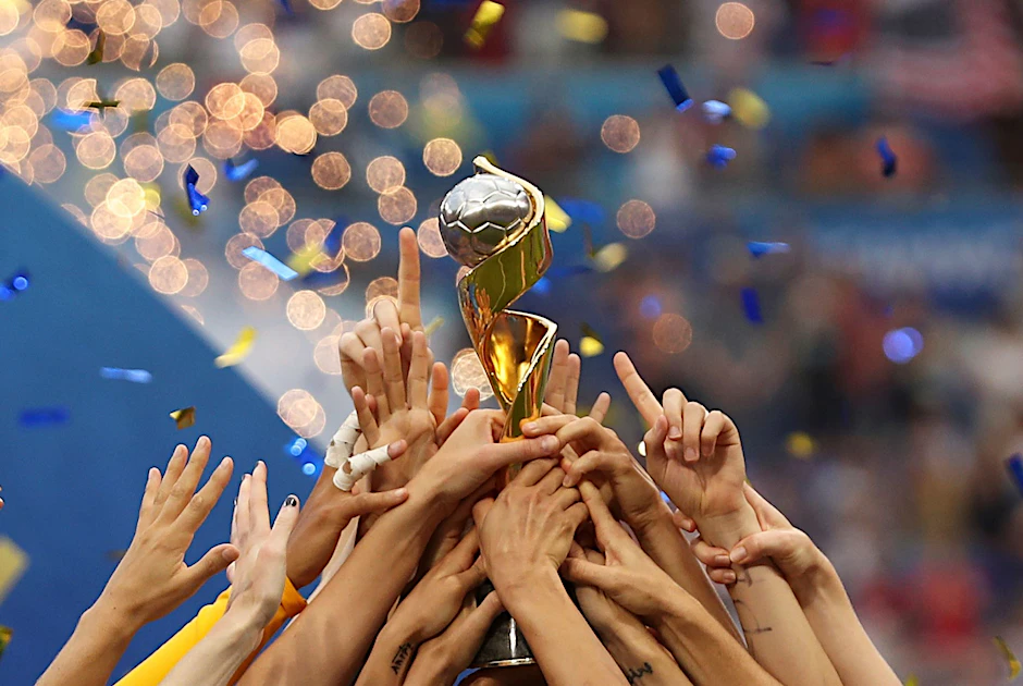 ARCHIV - Konkurrenz für DFB: Auch die USA und Mexiko wollen Frauen-WM 2027.  
