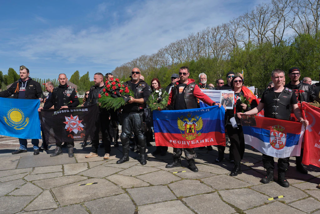 Die „Nachtwölfe“ kommen: Putin-Rocker auf dem Weg nach Berlin