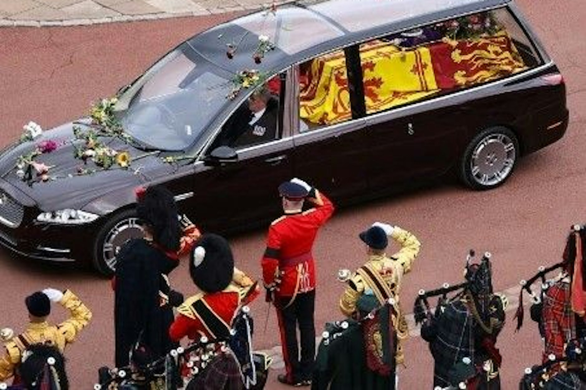 Ein Moment für die Ewigkeit: Lieutenant Colonel Craig Hallatt war der Letzte, der Queen Elizabeth II. salutierte.