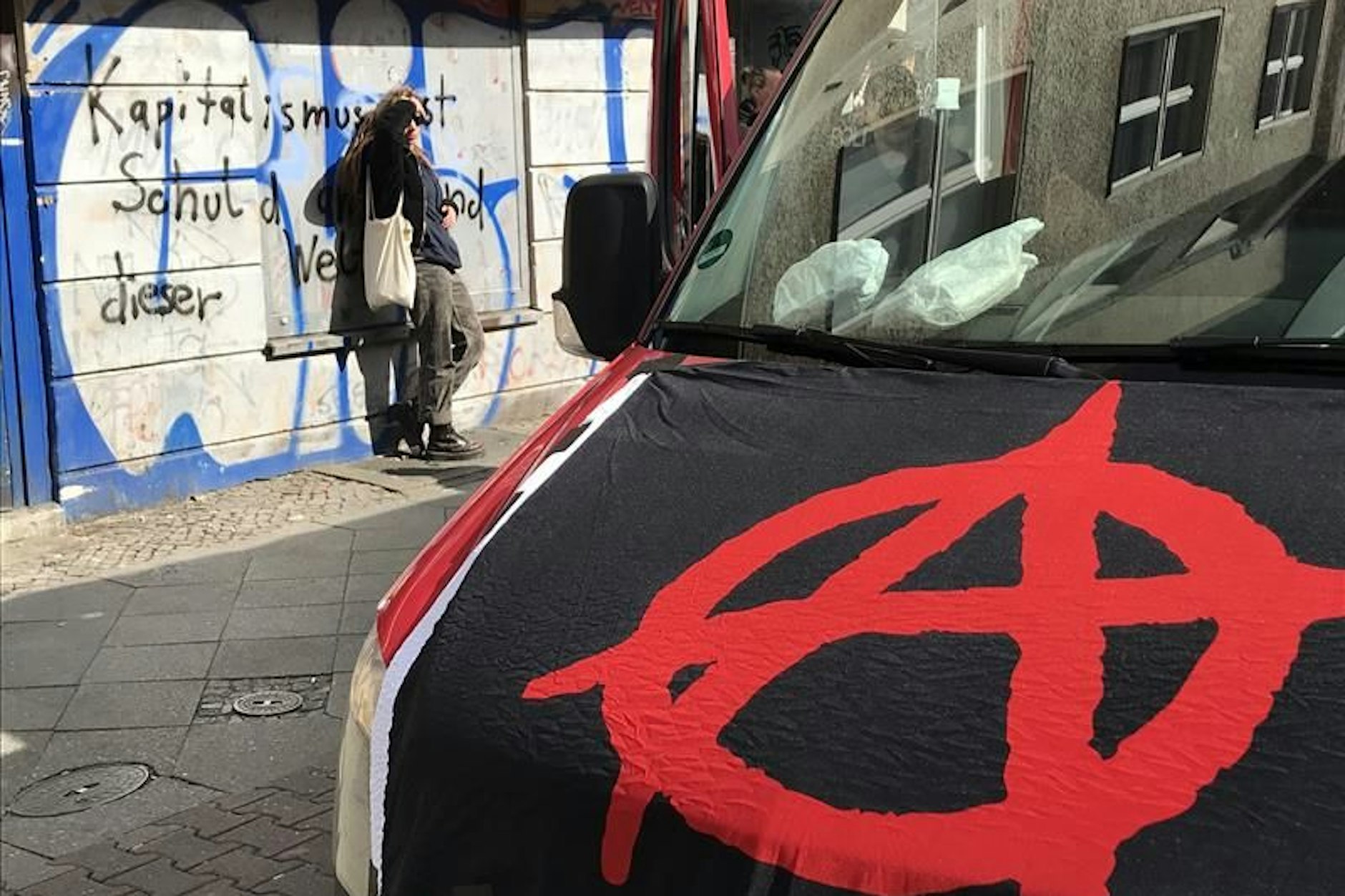 Noch ist in Berlin-Neukölln alles wie immer.