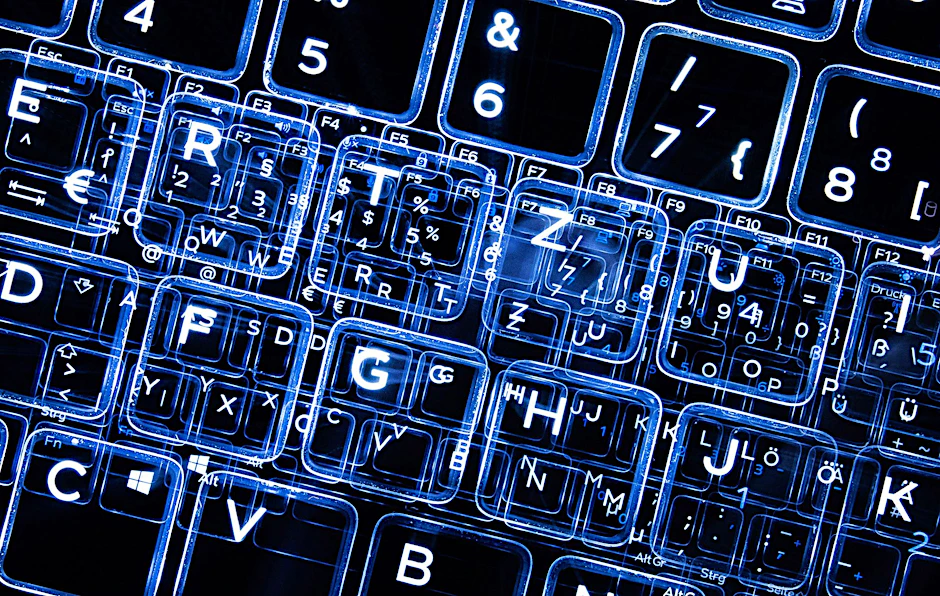 ARCHIV - Laut Munich Re steigt die Gefahr, dass Cyberattacken von Staaten ausgehen.  on
