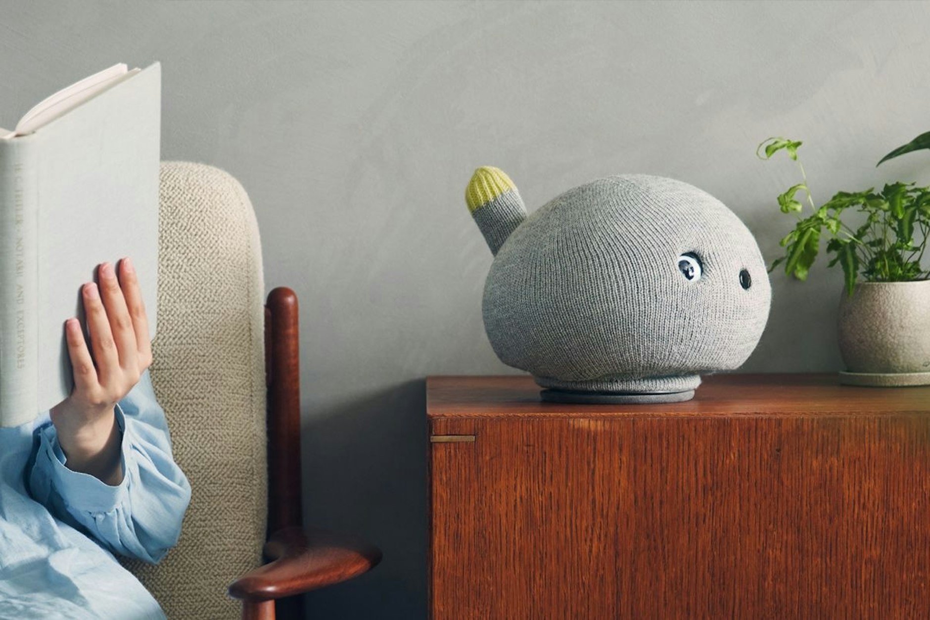 Steht einfach rum: Laufen oder krabbeln kann der neue Roboter nicht.