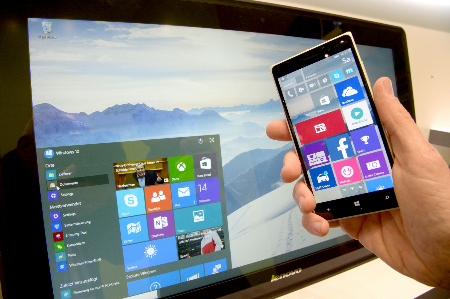 Auf dem Microsoft-Stand der CeBIT 2015 wurde Windows 10 für Smartphones und PC vorgestellt. Jetzt ist das Ende in Sicht.