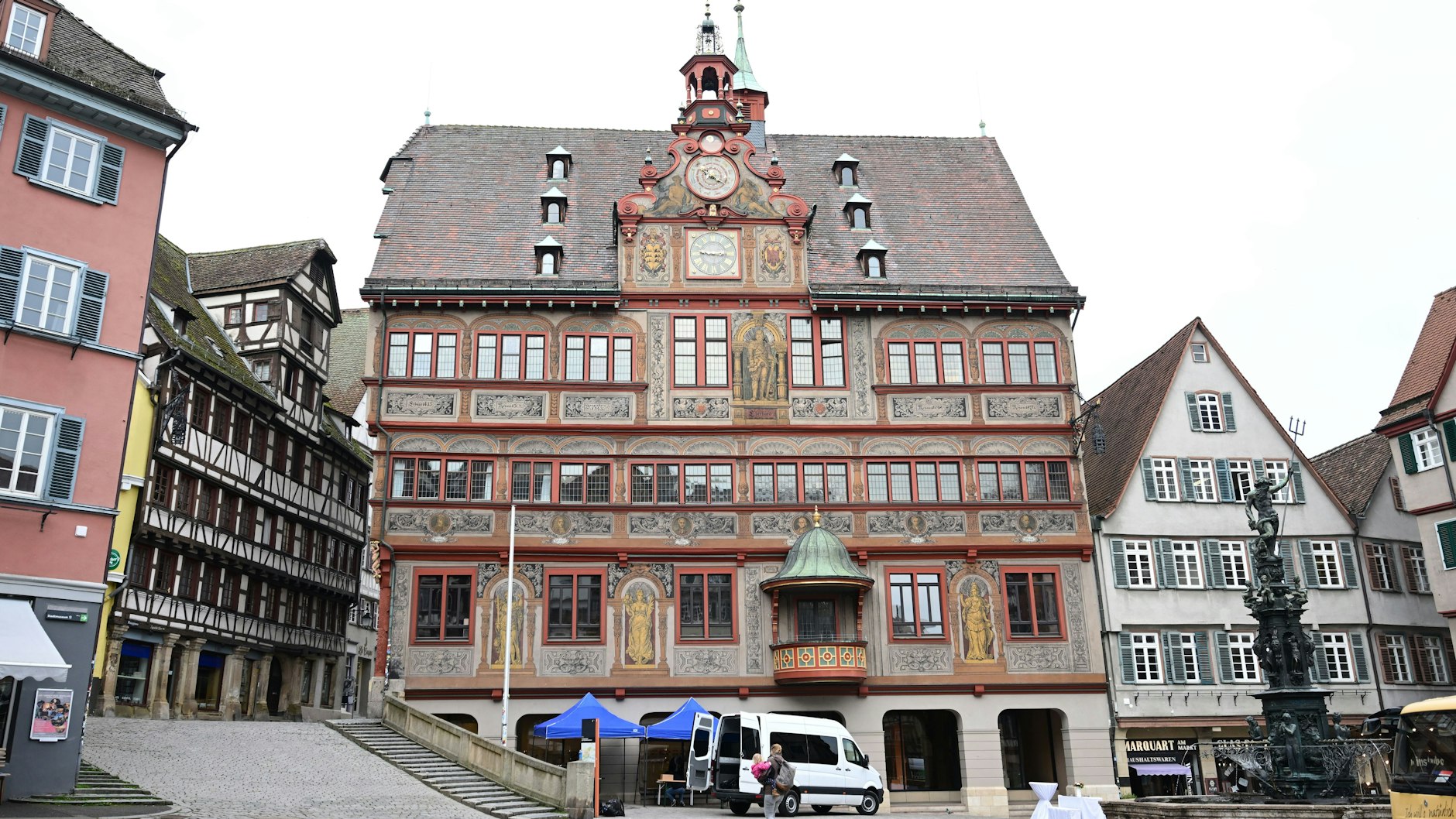 Das Tübinger Rathaus, gegenwärtig ohne Oberbürgermeister: Boris Palmer hat sich krankgemeldet.