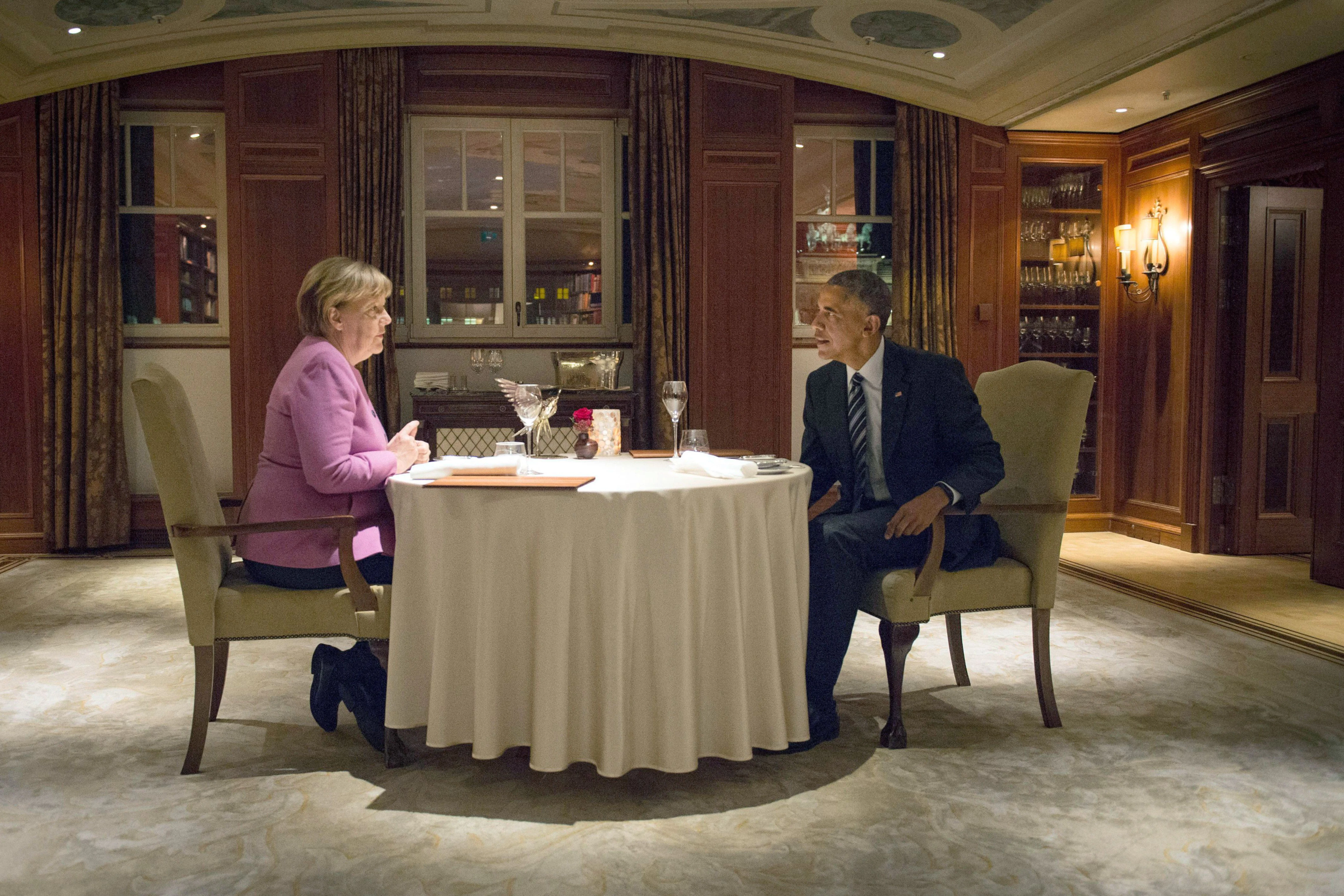 Zwei-Sterne-Dinner: Angela Merkel und Barack Obama im November 2016 im Restaurant des Hotel Adlon