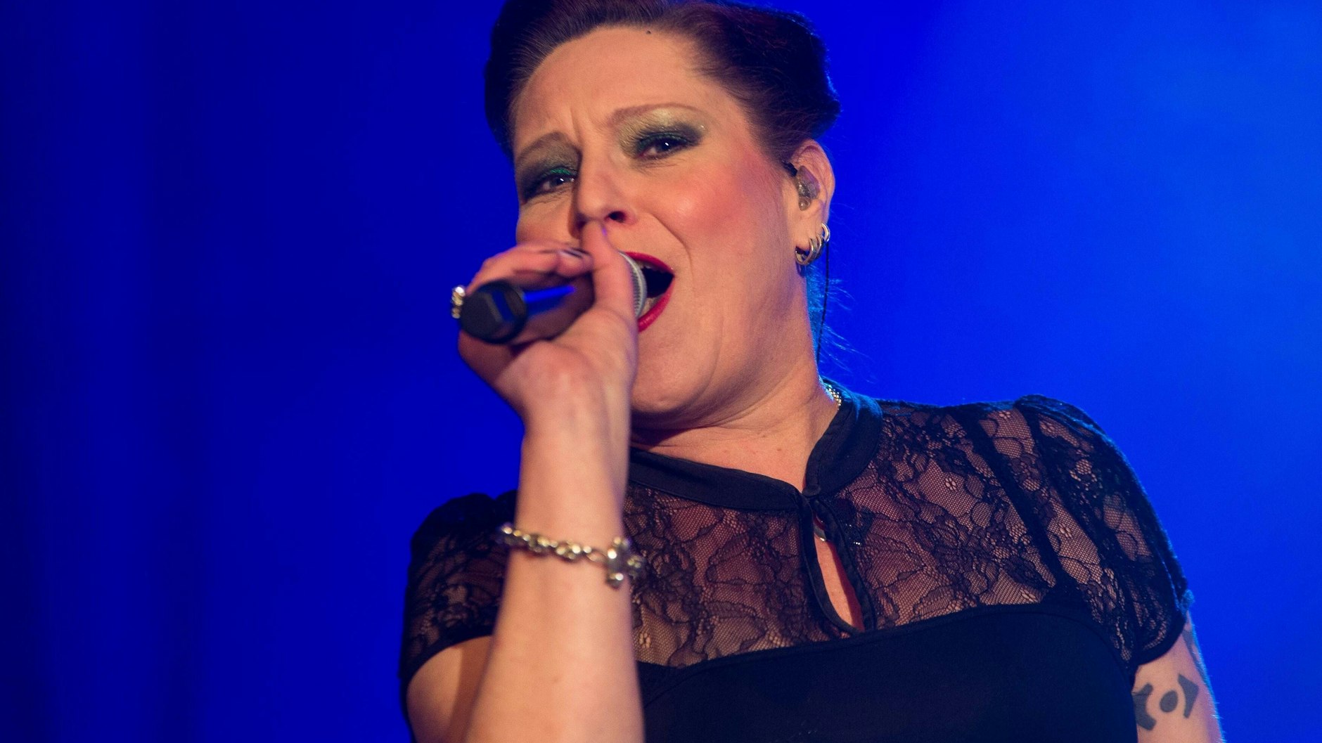 Die einstige Rosenstolz-Sängerin Anna R.: Im „ZDF-Fernsehgarten“ ist sie mit einem Song aus ihrem neuen Album zu Gast.