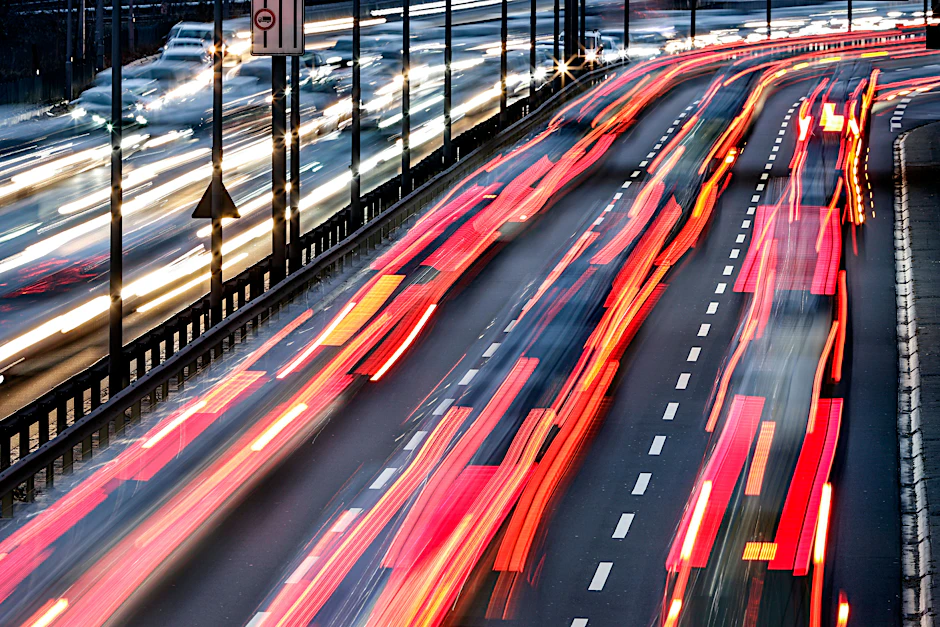 Wer in den Urlaub fahren will und mit dem Auto Berlin verlässt, sollte Geduld und Zeit mitbringen.