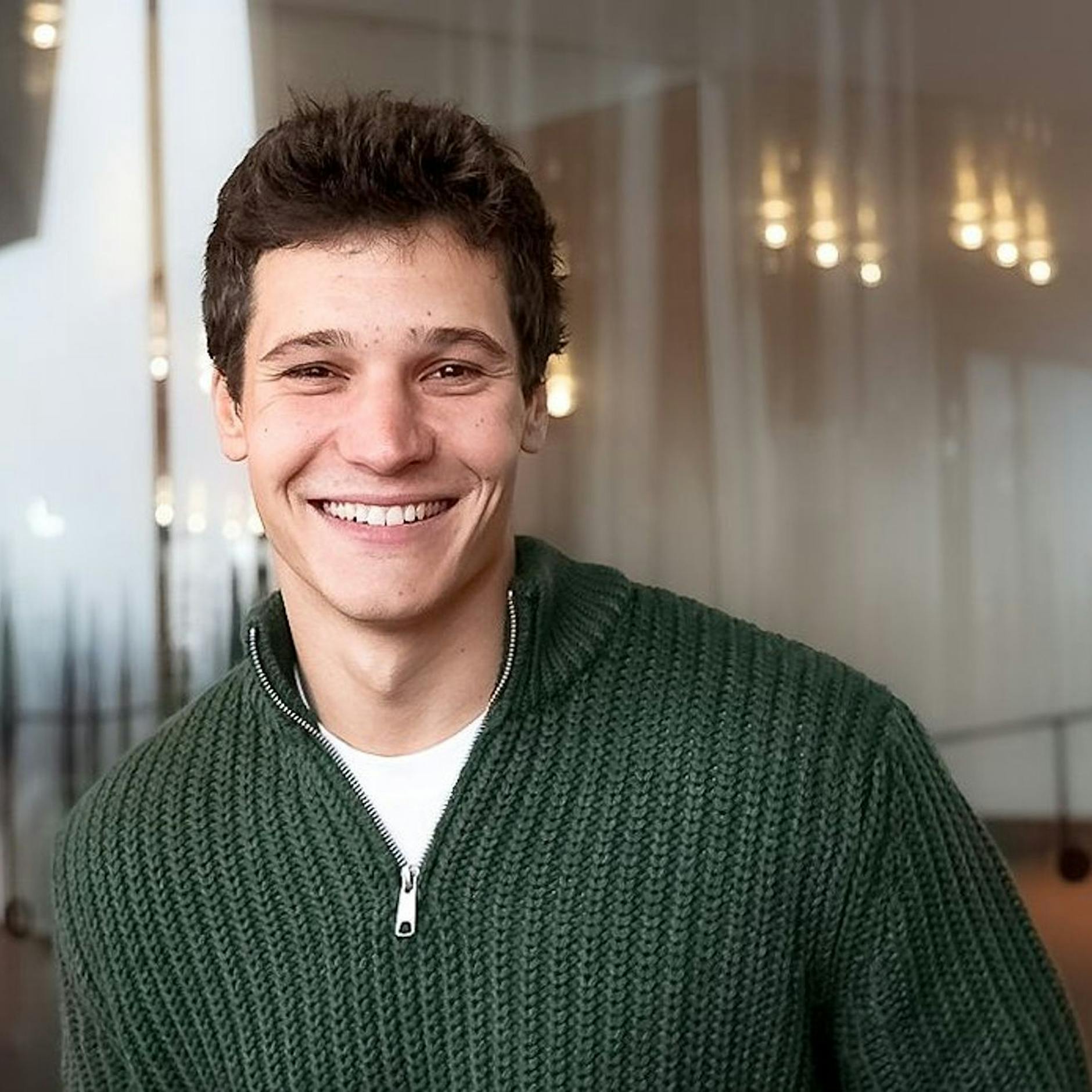 Öffentlicher Liebesbeweis: Wincent Weiss bringt Freundin mit zur Musical-Gala