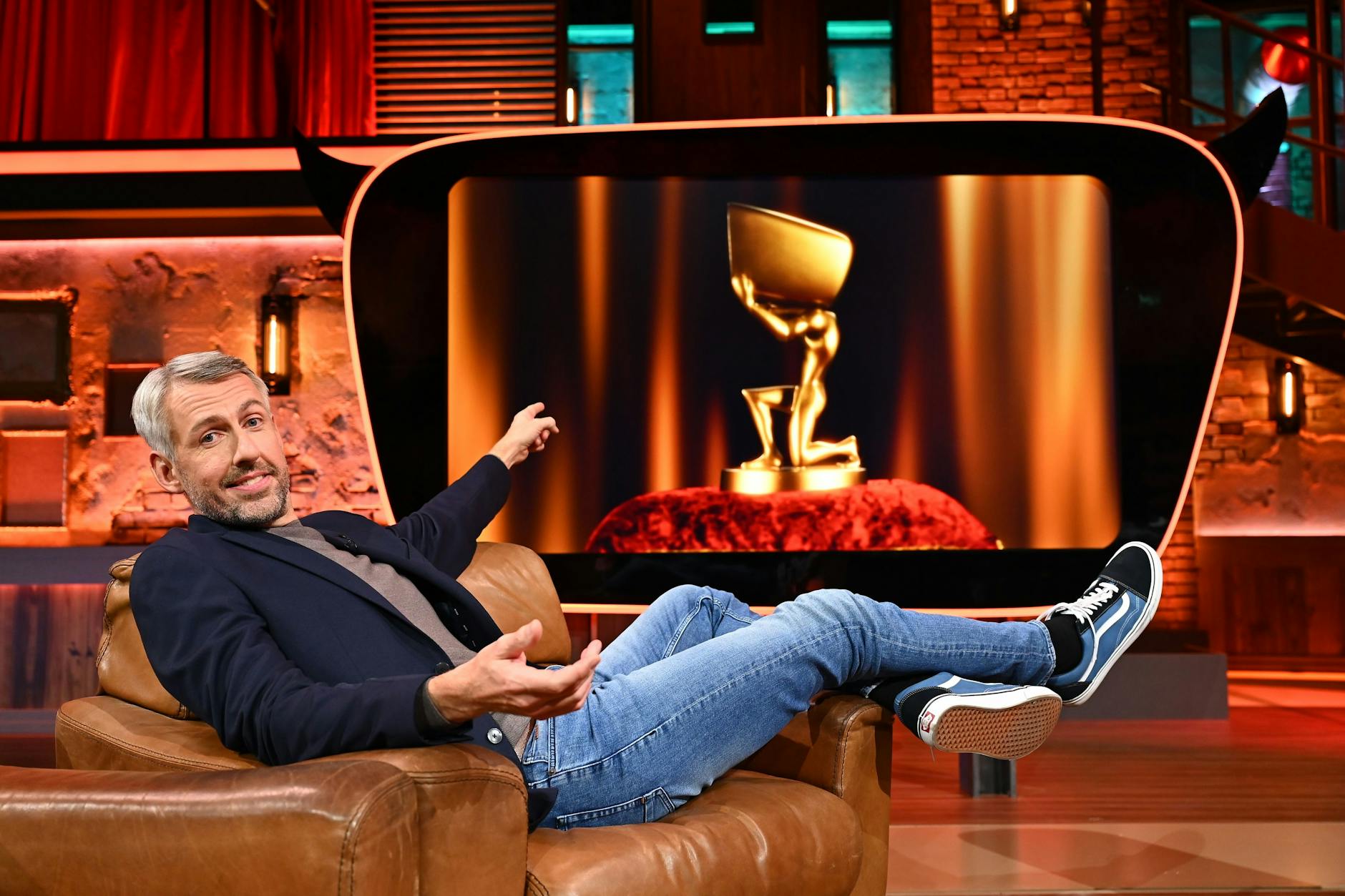 Sebastian Pufpaff moderiert seit November 2021 „TV Total“. Aber: Ist sein Name wirklich echt?