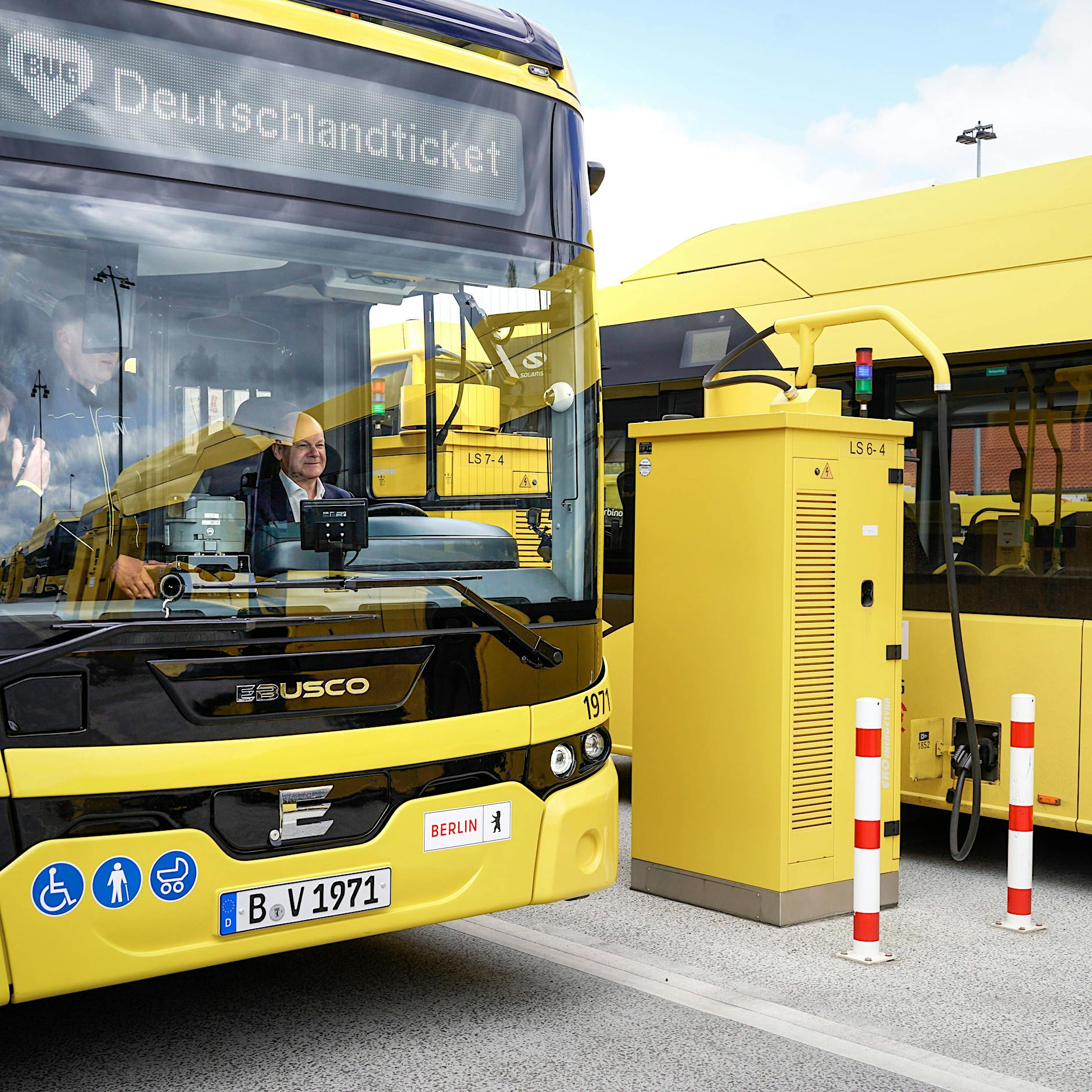 Stress mit dem Deutschlandticket: Plötzlich löst die Fahrkarte Alarm aus