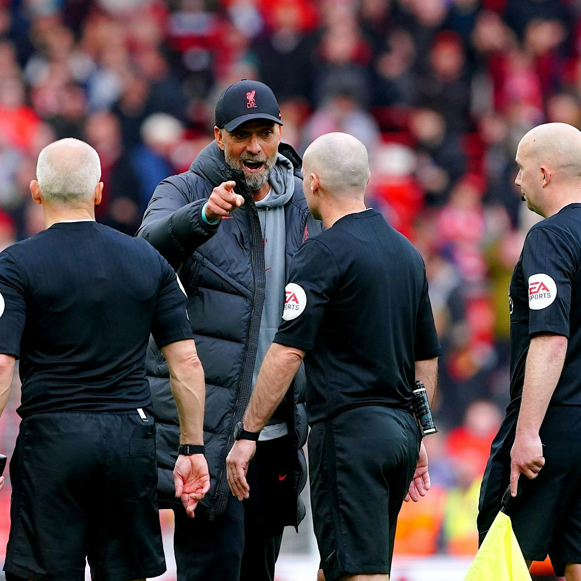 Verwarnt und verletzt: Klopps Strafe für provokanten Jubel