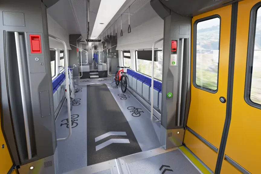 Eines der beiden Mehrzweckabteile ist für Fahrräder vorgesehen. Pro Triebwagen gibt es zwölf Stellplätze. Fahrgäste mit Rad sollen vorn einsteigen und das Abteil durch die hintere Tür verlassen.
