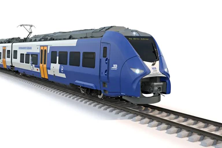 Farbflächen in Lichtgrau und Blau statt Streifenoptik: Mit Gestaltungsideen des Grafikers Sebastian Büsching will die Niederbarnimer Eisenbahn neue Akzente setzen.