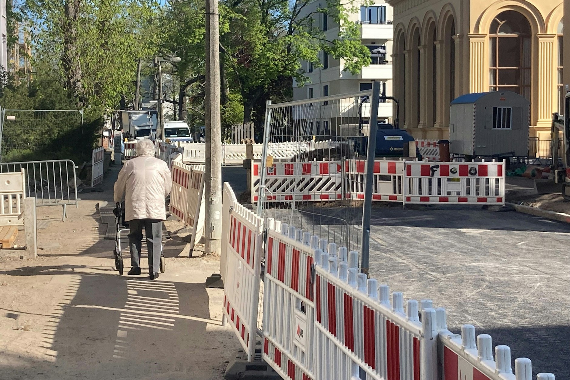 Die Chaos-Baustelle an der Regattastraße in Berlin-Grünau