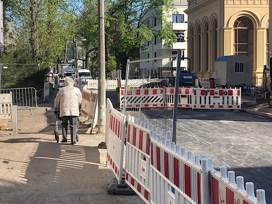 Die Chaos-Baustelle an der Regattastraße in Berlin-Grünau