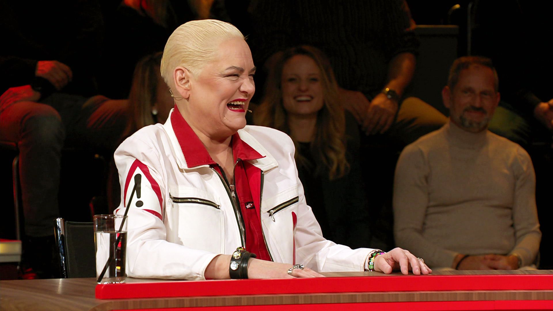 Image - Krasse Frage aus „Genial daneben“: Was ist ein Bikerknoten? Radfahrer sollten DAS wissen!