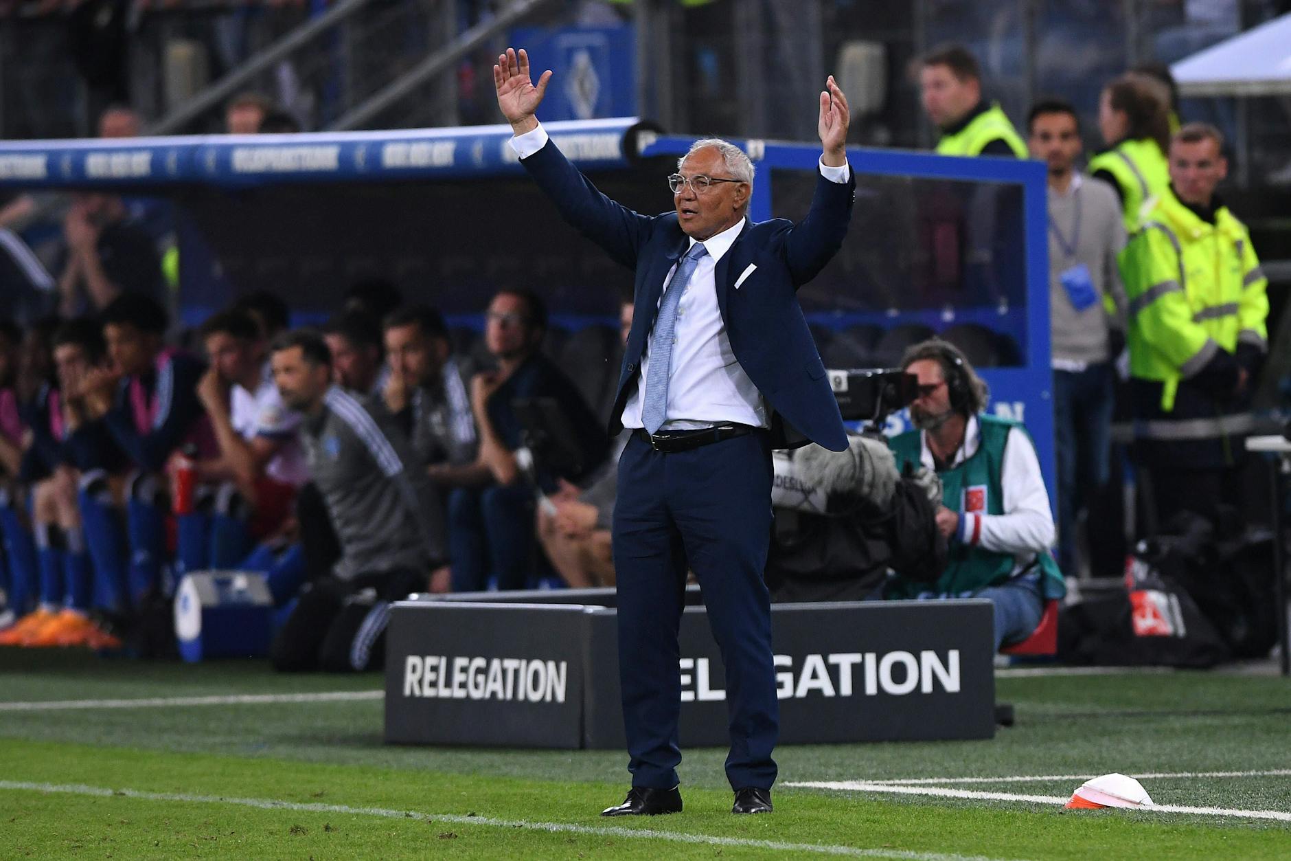 Felix Magath (69) rettete Hertha BSC vergangene Saison vor dem Abstieg. Diese Spielzeit sieht er für die Blau-Weißen schwarz.