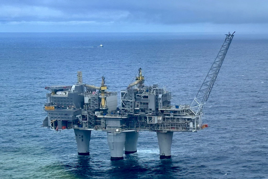 Verdacht der Nato: Russland vermint Pipelines und Kabel in der Ostsee