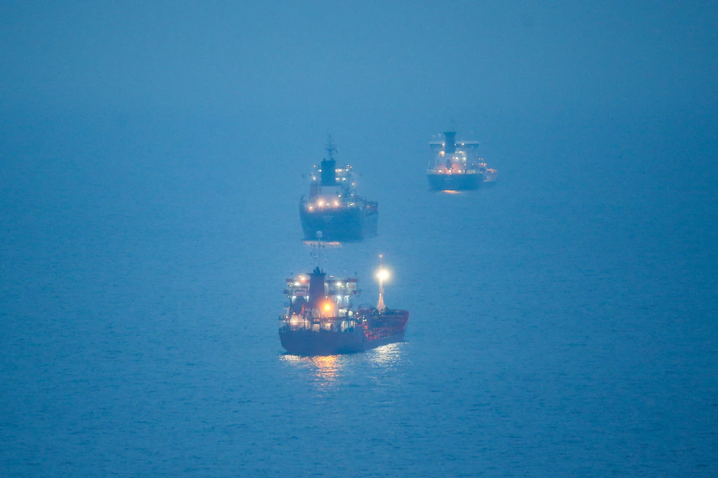 Öl aus Russland: Umgeht Indiens geheime Tankerflotte das EU-Embargo?