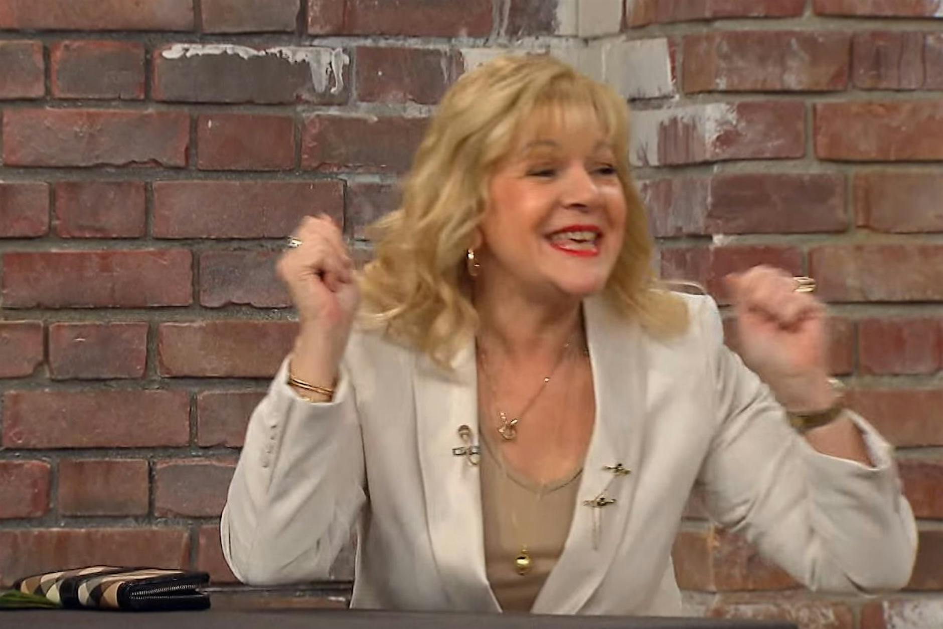 Große Trauer bei „Bares für Rares“ – wegen Händlerin Elke Velten