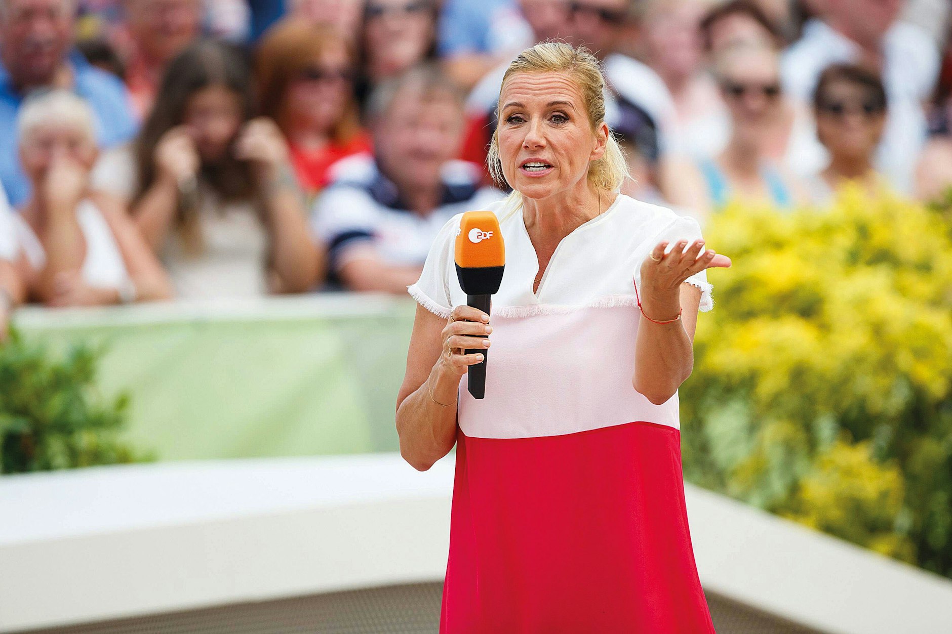 Andrea „Kiwi“ Kiewel in einer Ausgabe des „Fernsehgartens“ im Juli 2018.