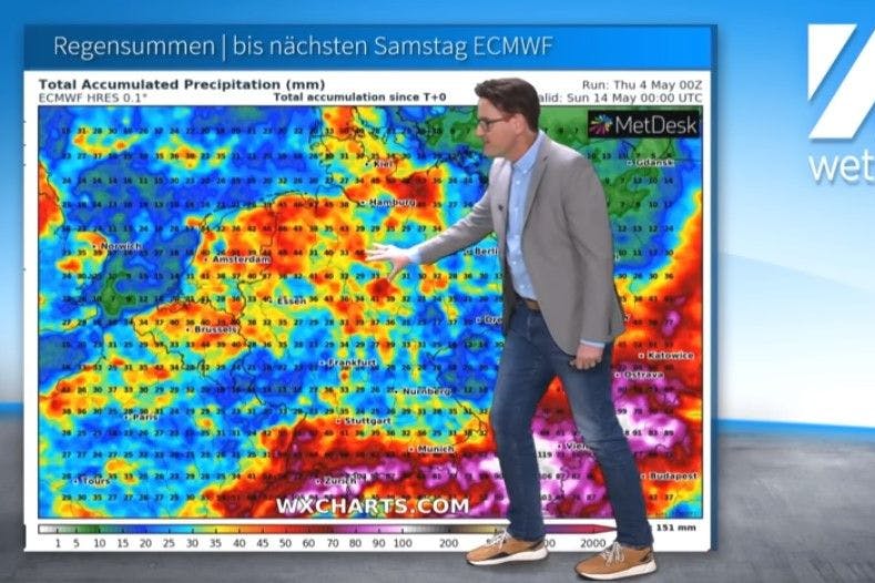 Wetter-Experte Dominik Jung erklärt die extremen Regensummen, die Deutschland in der kommenden Wochen vom Himmel kommen.