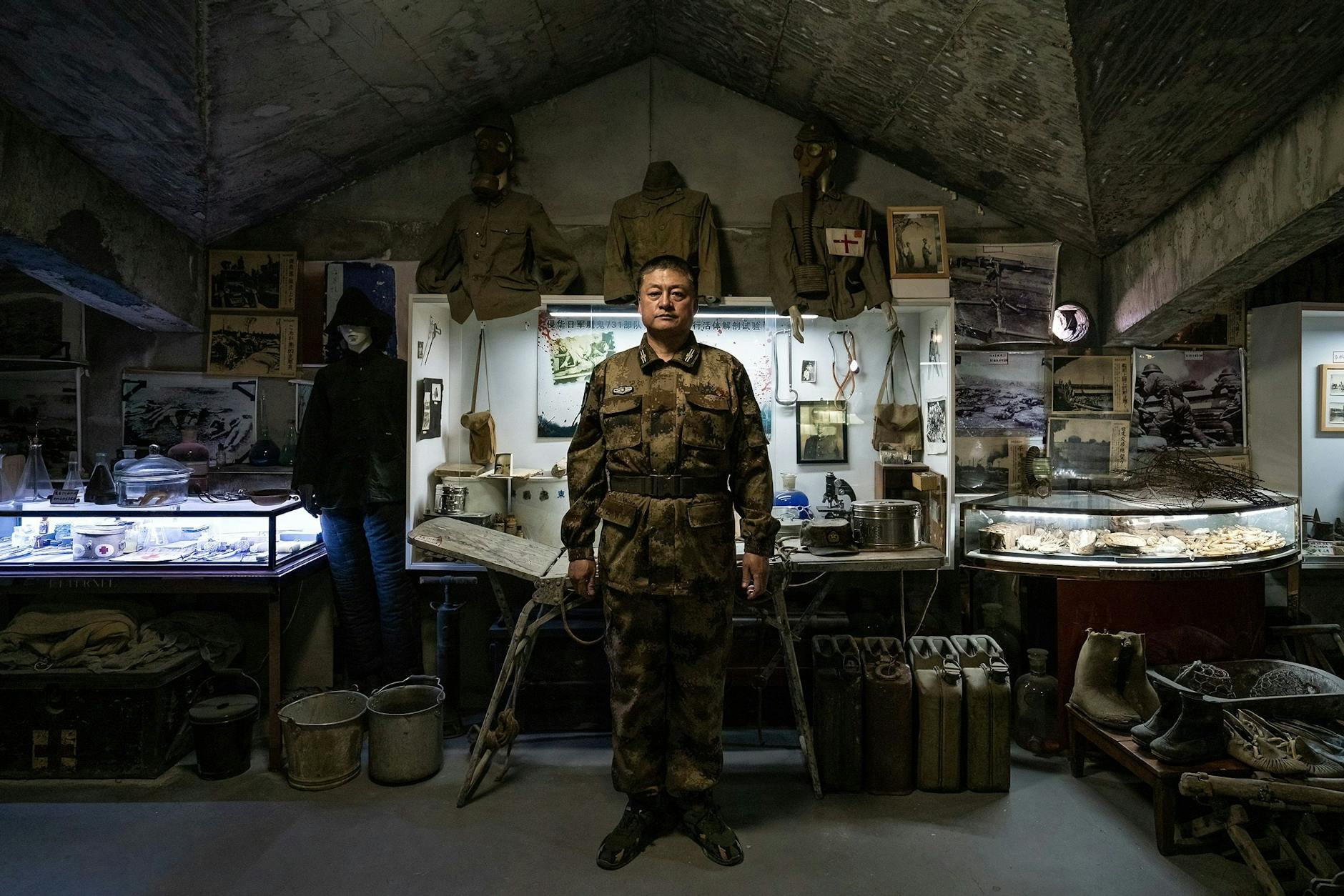 He Binwei in seinem Museum