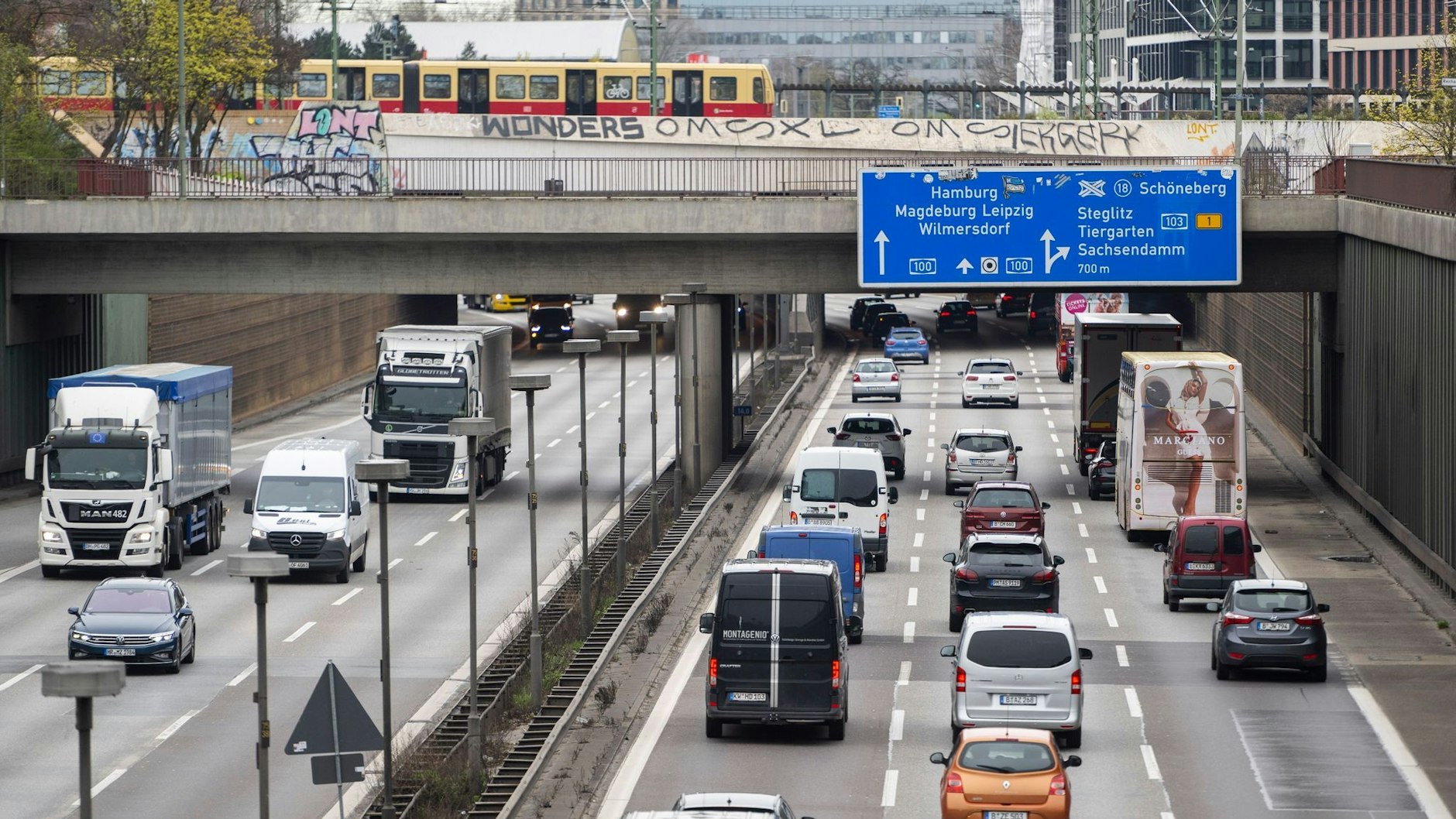 Der Verkehr in Berlin bietet jeden Tag neue Überraschungen.