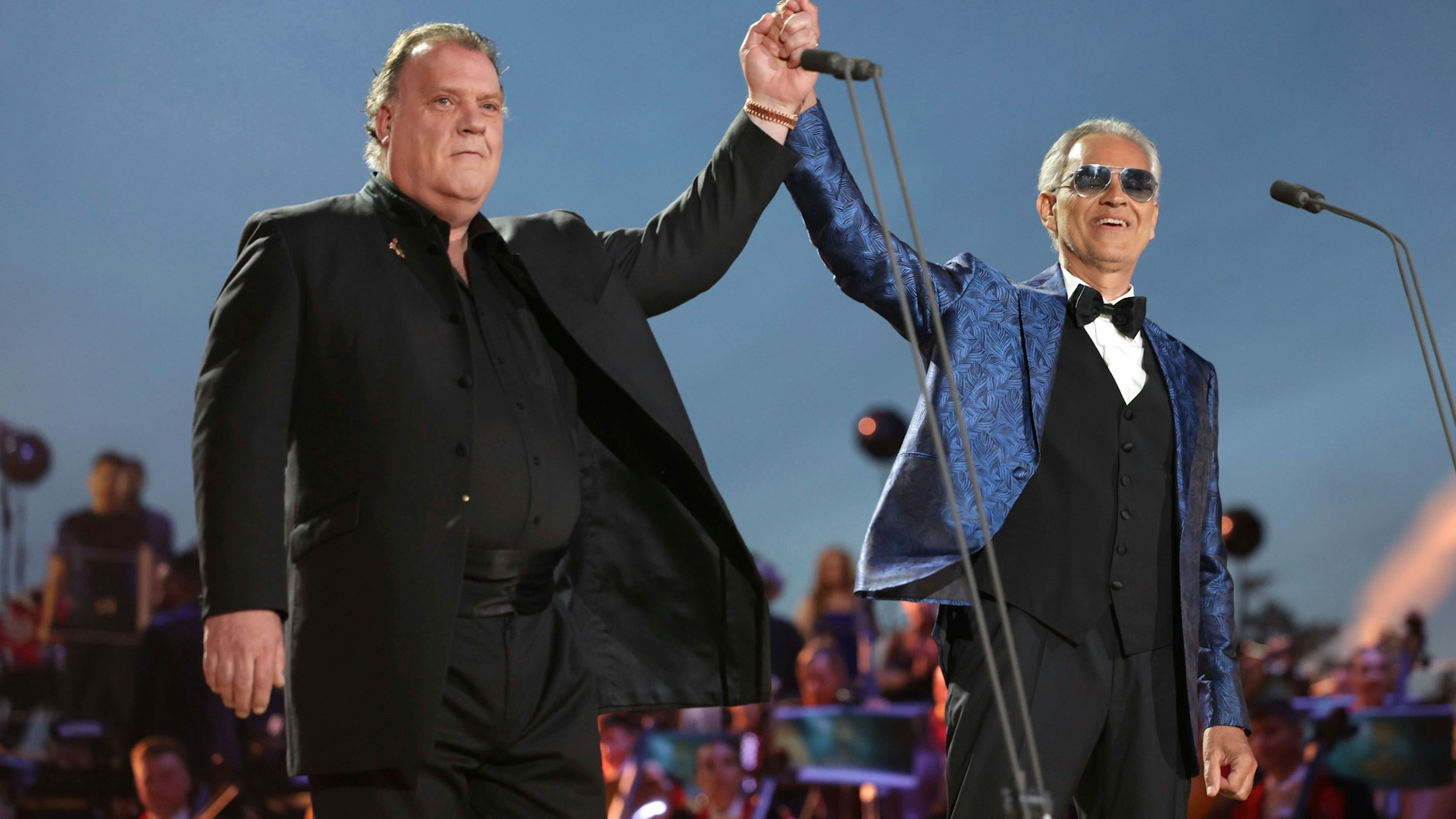 Bryn Terfal (li.) und Andrea Bocelli&nbsp; gehören zu den Stars, die beim Krönungskonzert auftreten.