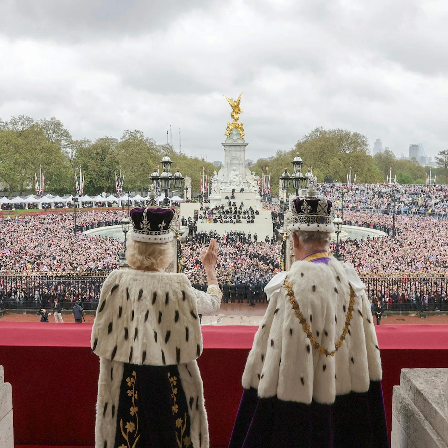 Der König und das Fernsehen: Millionen sehen Charles-Krönung im TV zu