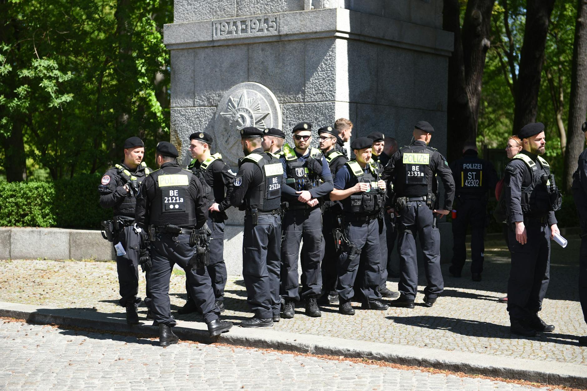 Ein starkes Polizeiaufgebot in Berlin-Treptow