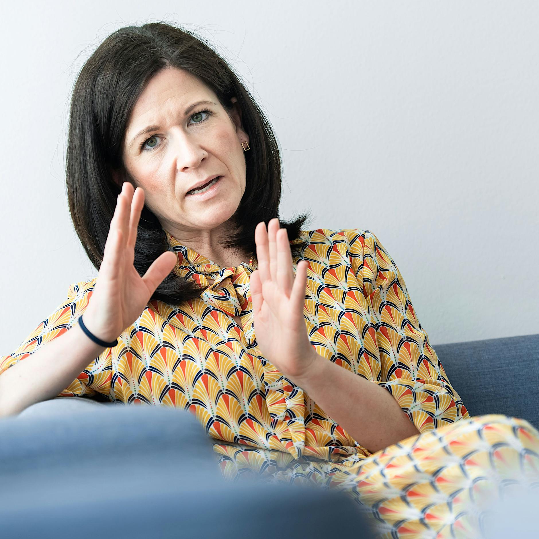 Bildungssenatorin Günther-Wünsch: „Auf meinem Oberarm steht ein Spruch von Archimedes“