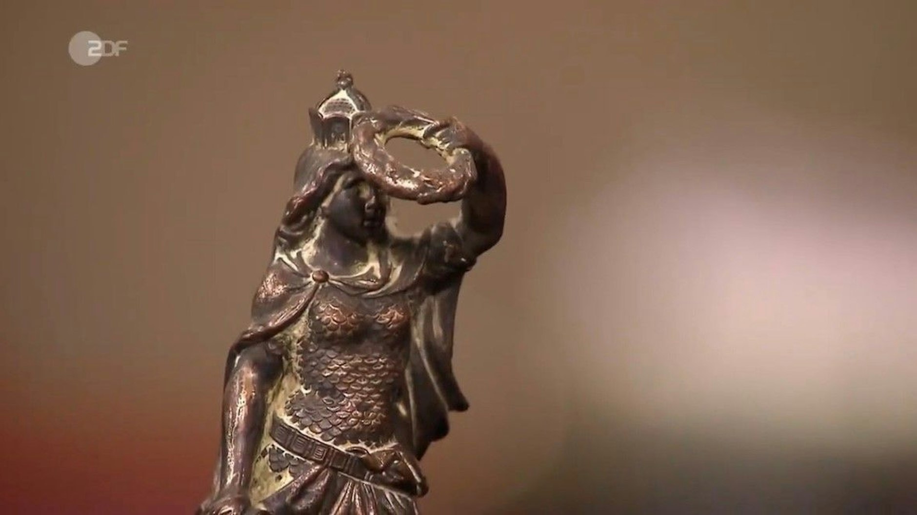 Den Deckel des Münzhumpen bei „Bares für Rares“ ziert die Germania.