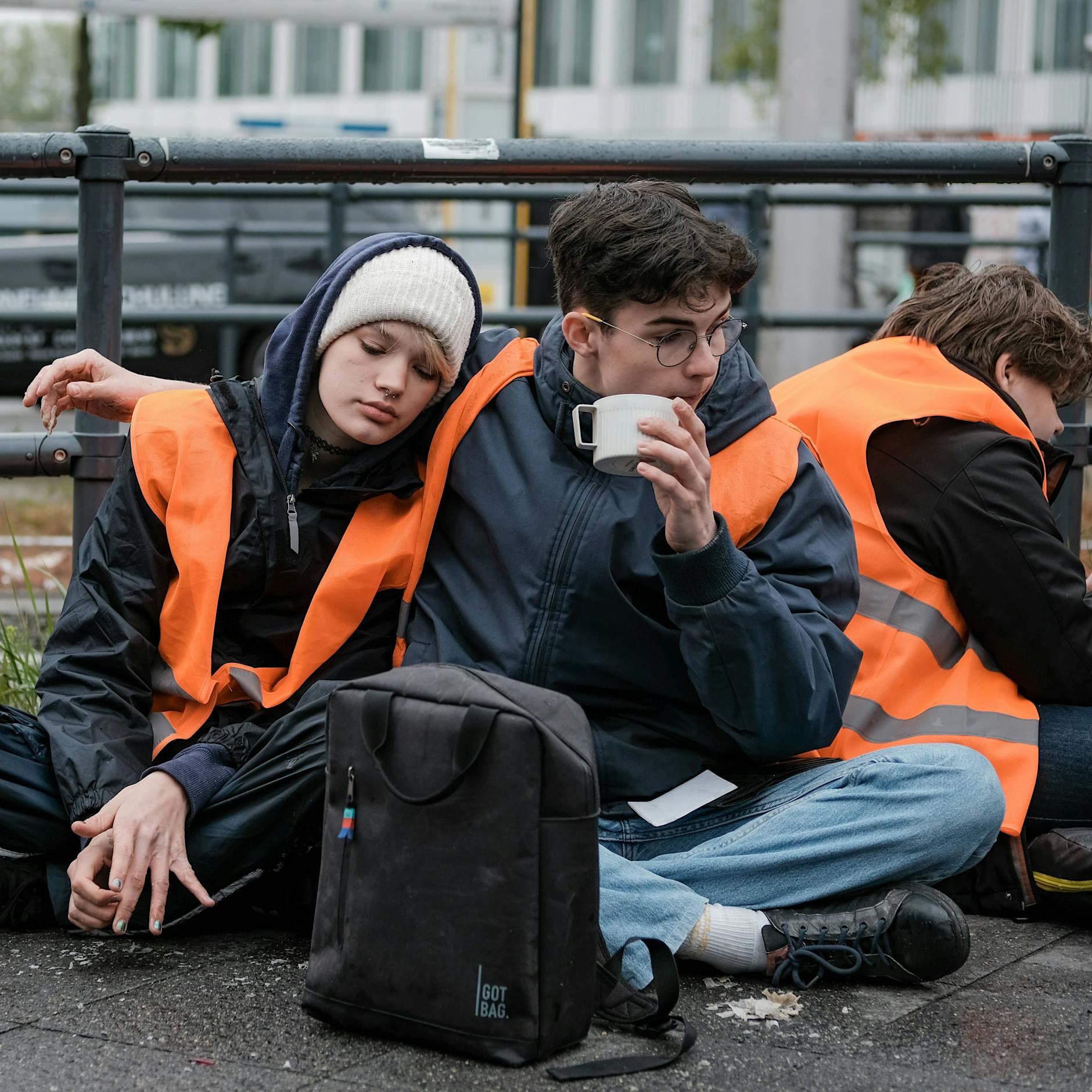 Klima-Kleber: Mit Kaffee und Kuchen auf Mitgliederfang!