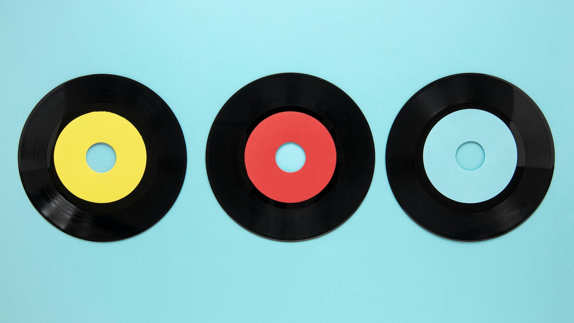 Schallplatten haben mehrere Eigenschaften, die sie gegenüber der CD überlegen machen können.