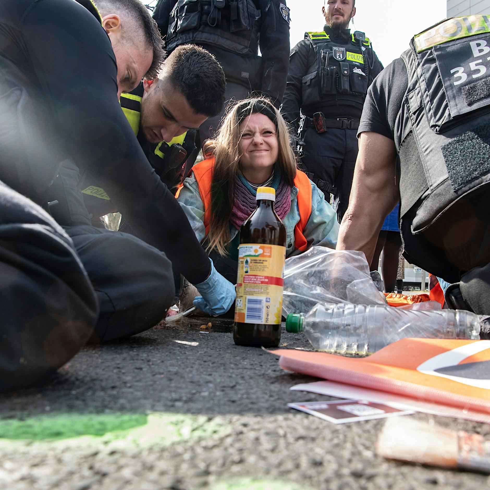 Wir von der Letzten Generation brechen Gesetze, Olaf Scholz bricht die Verfassung