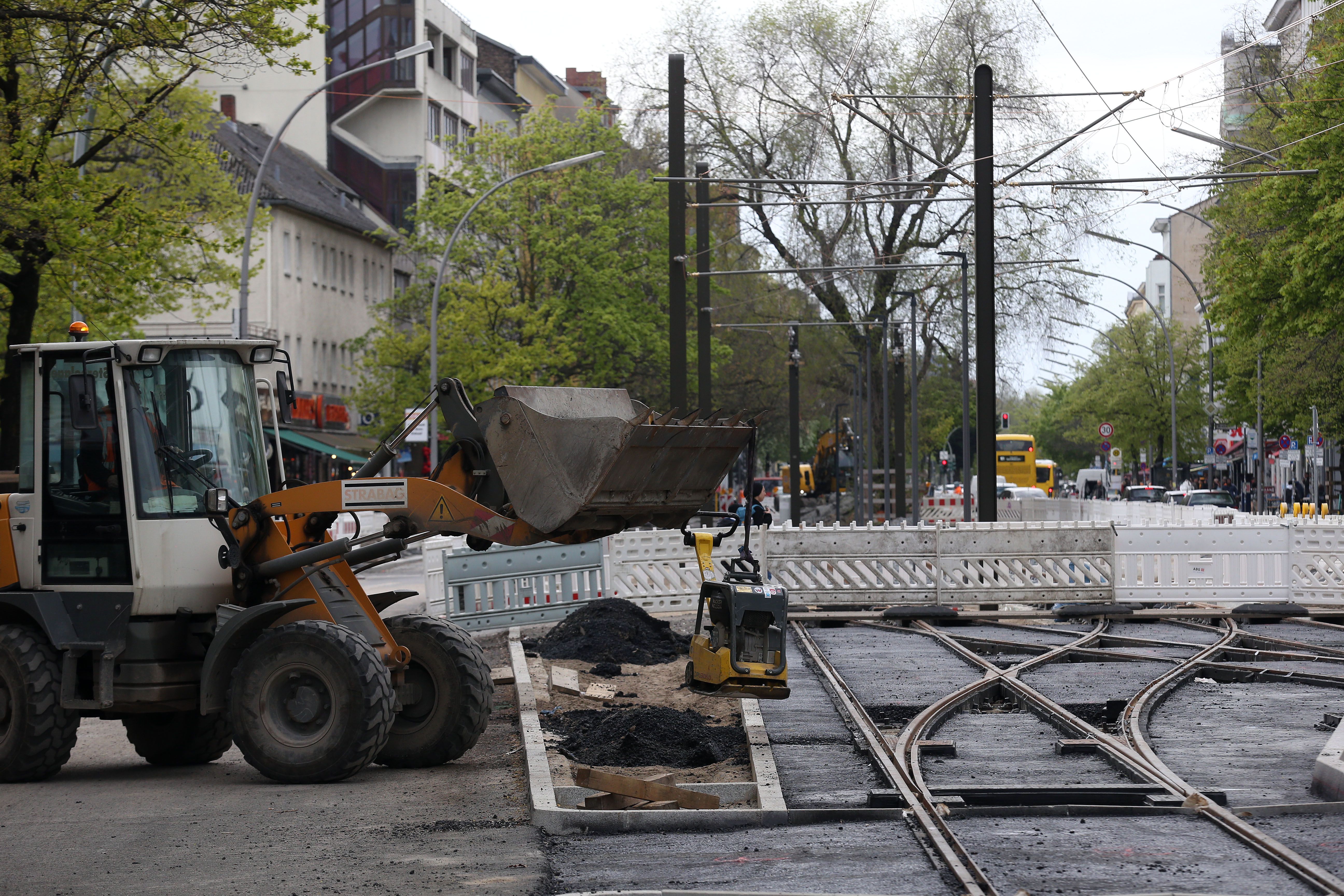 Image - Gleisbauarbeiten, Veranstaltungen, Demos: Was im Straßenverkehr am Mittwoch in Berlin zu Staus führen wird