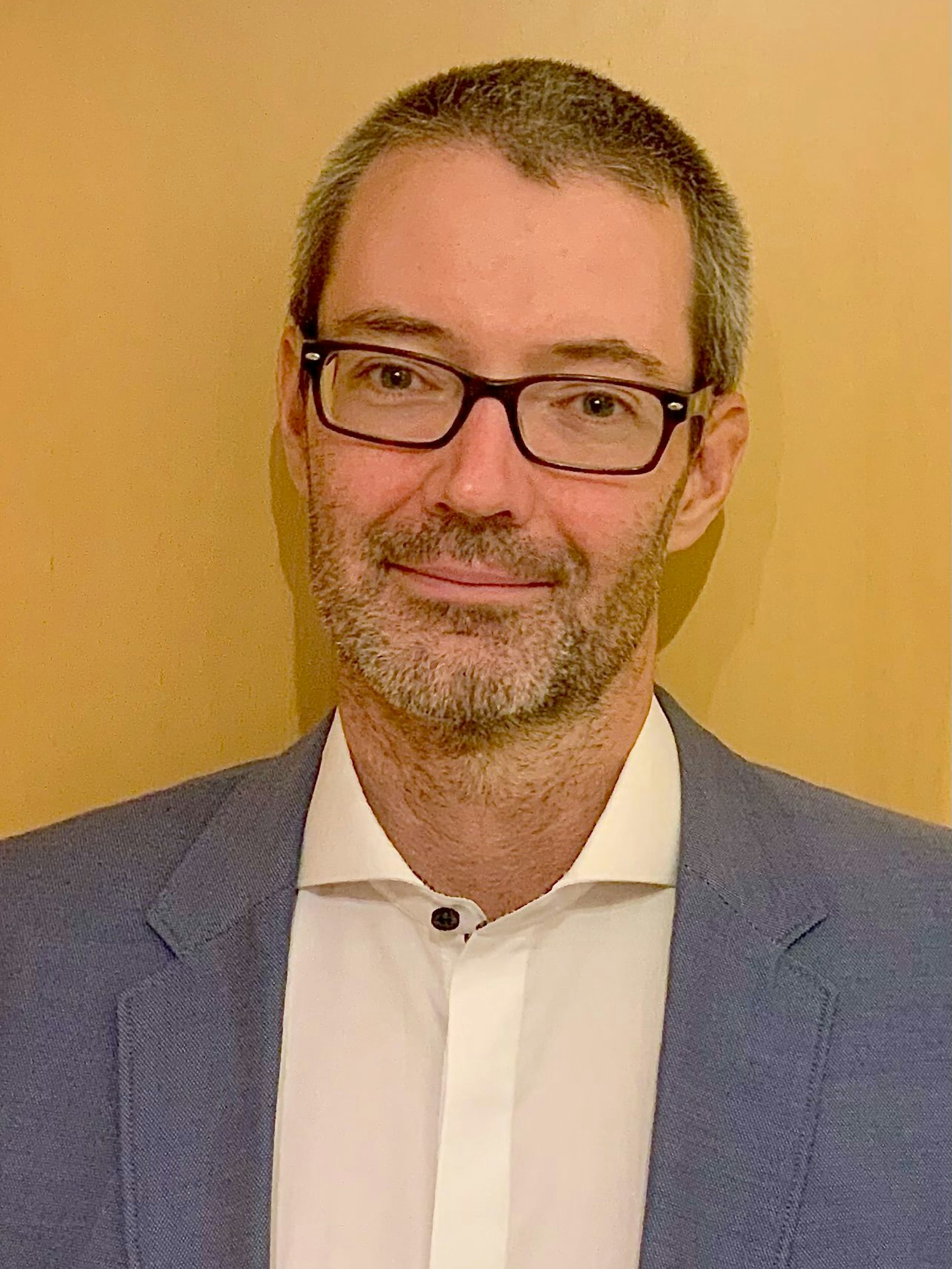 Prof. Dr. Johannes Treu erklärt, warum die gefühlte Inflation so viel höher ist als die tatsächliche.