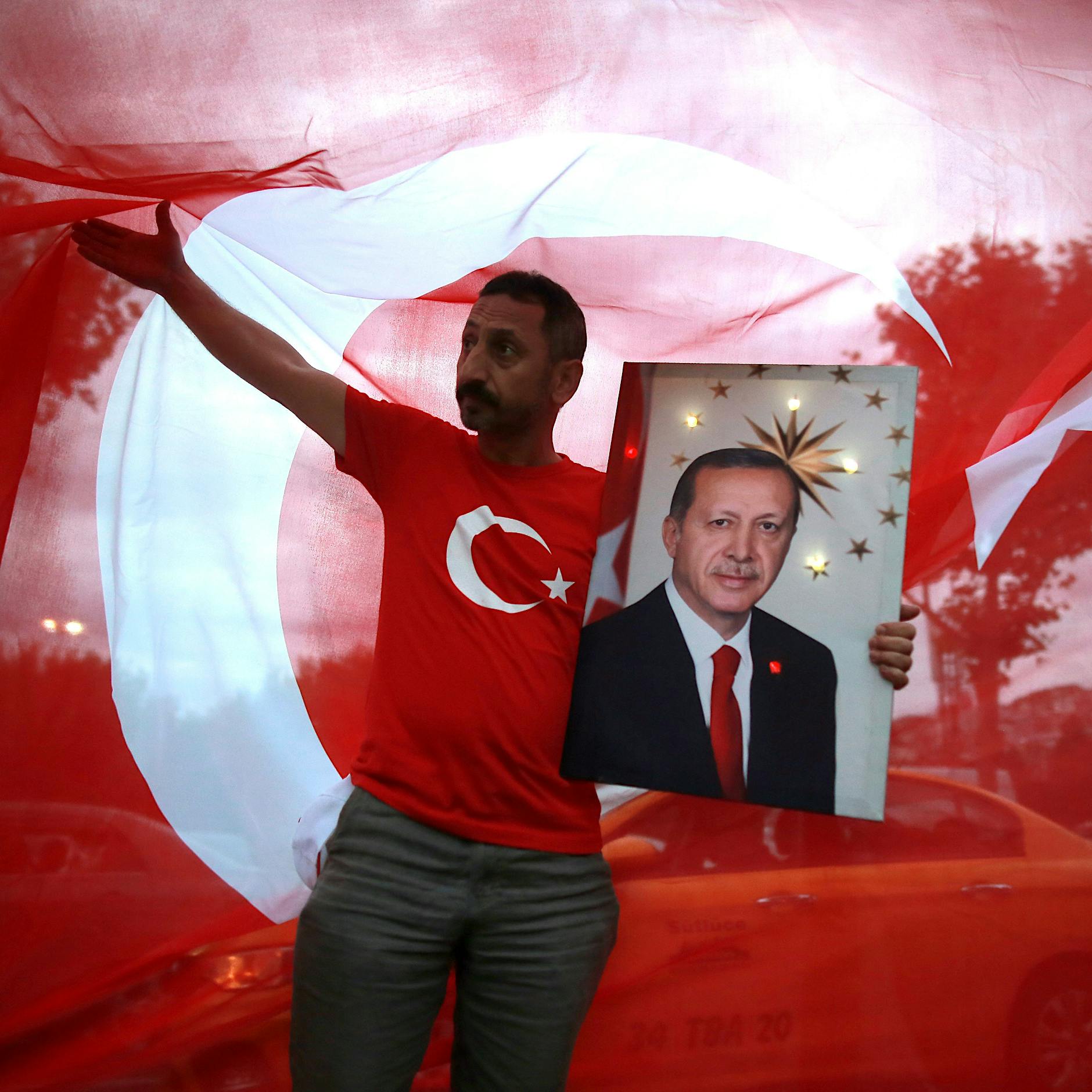 „Die Älteren halten zu Erdogan, die jüngere Generation hat andere Sorgen“