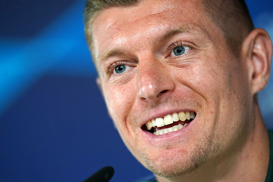 Toni Kroos lässt sich durch Äußerungen aus Endland nicht aus der Ruhe bringen.  