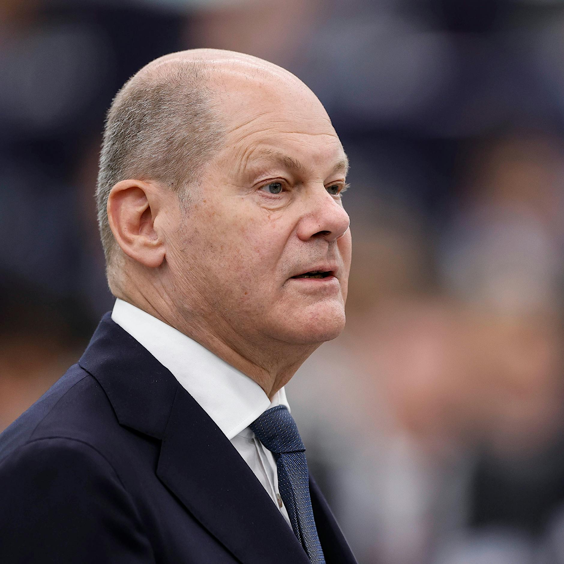 Scholz will Asylverfahren beschleunigen: So viel Geld gibt Berlin für Flüchtlinge aus