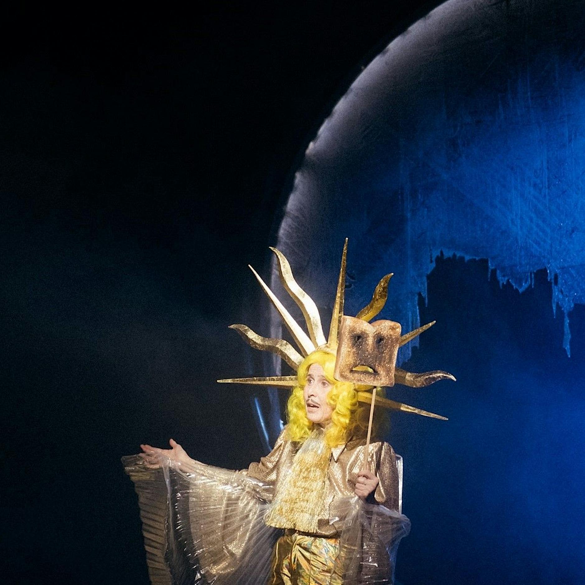 Neue Dramatik im Deutschen Theater steuert mit voller Kraft in den Untergang