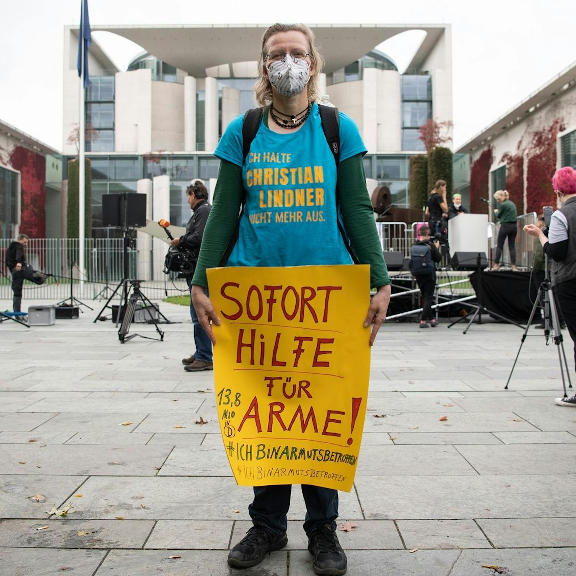 #IchBinArmutsbetroffen: 14 Millionen Deutsche verbünden sich