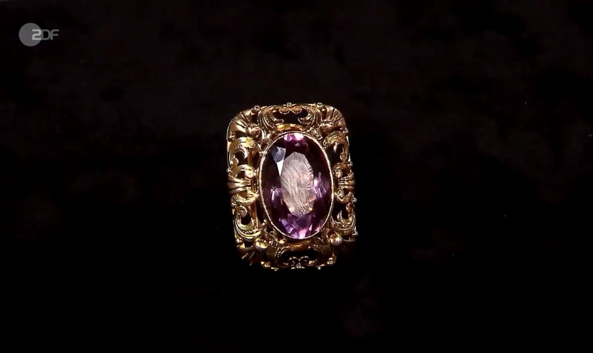 Image - Papst-Ring bei „Bares für Rares“: Klunker bringt Händler um den Verstand