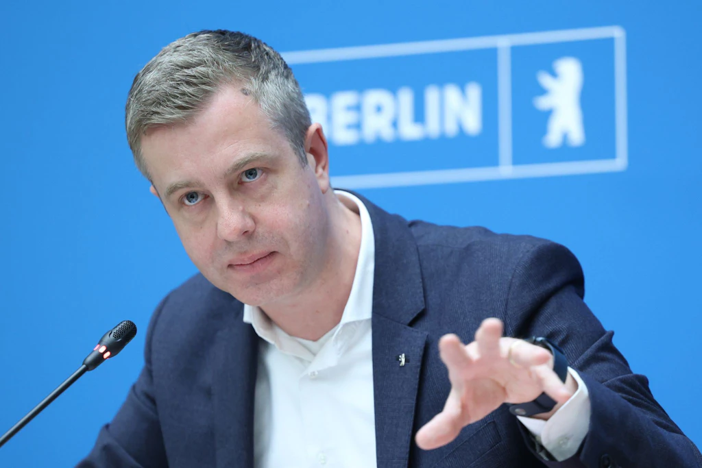 Berlin fordert mehr Hilfe bei Unterbringung von Geflüchteten