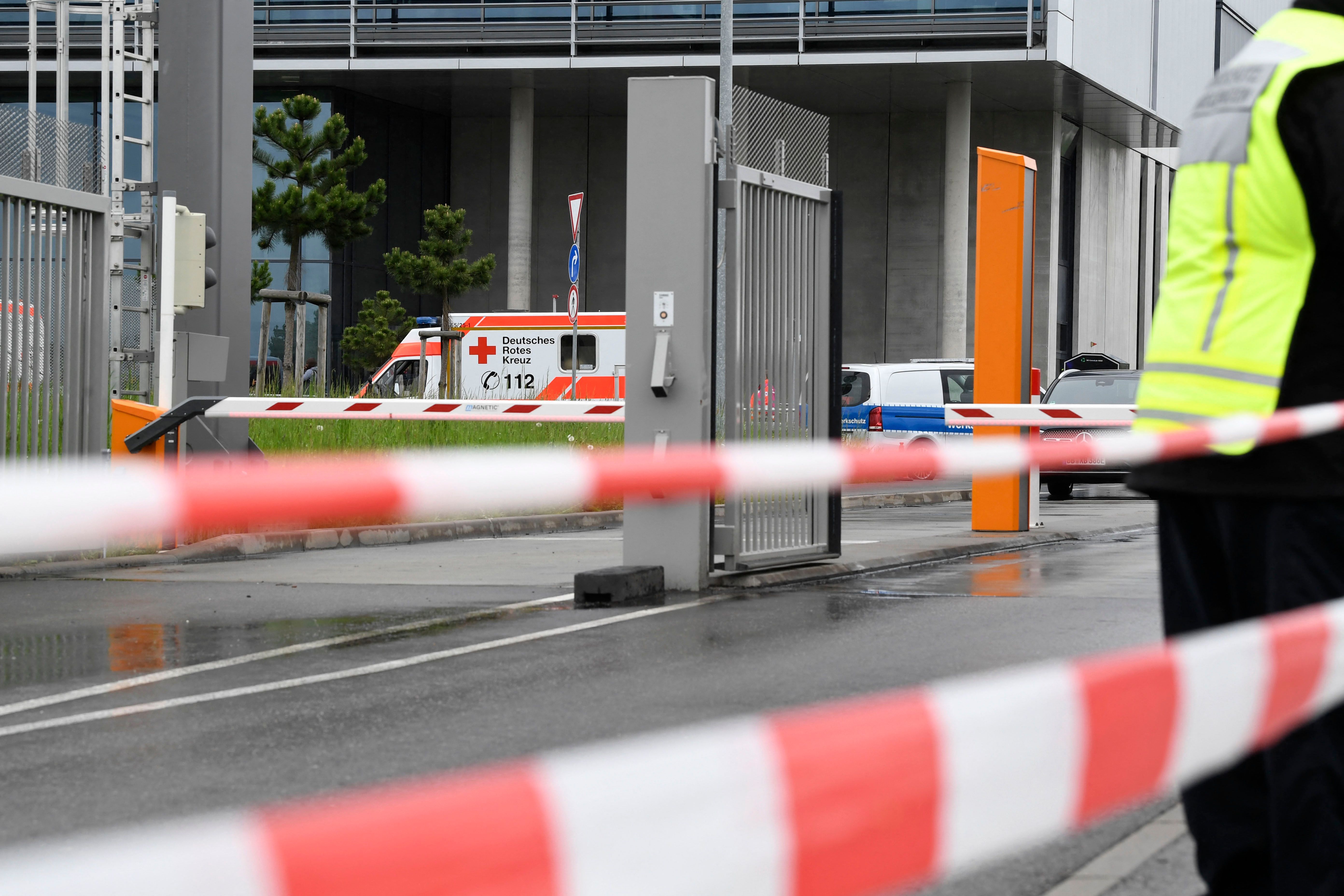 Image - UPDATE! Schüsse auf Vorarbeiter in Mercedes-Werk: Zwei Tote