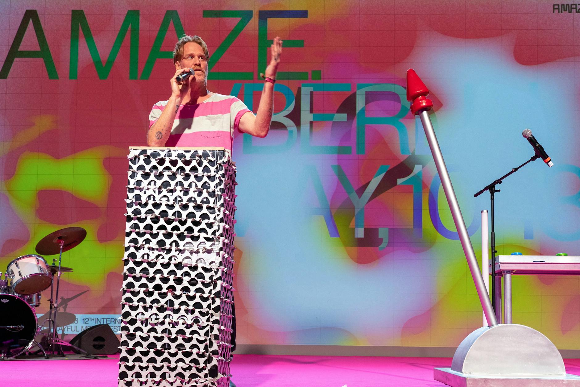 Der Festivalgründer Thorsten S. Wiedemann bei seiner Eröffnungsrede